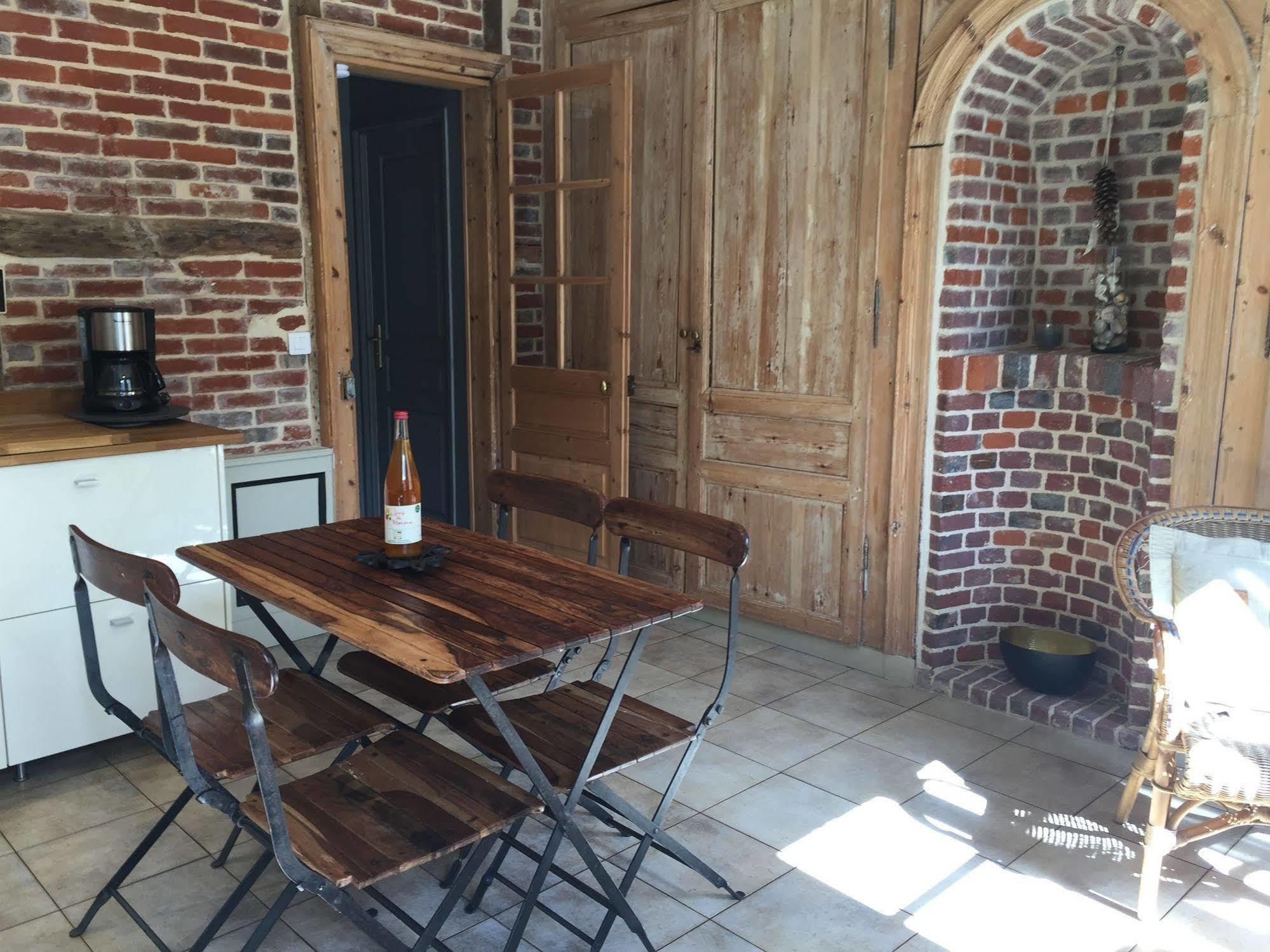 Appartements Du Clos Vorin Онфльор Екстериор снимка